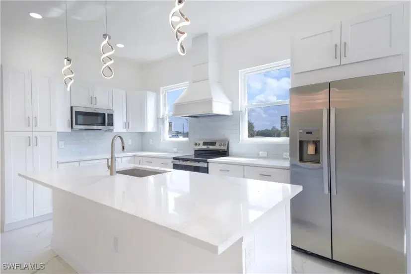 Picture of 2561 Sunniland Blvd, Lehigh Acres FL 33971