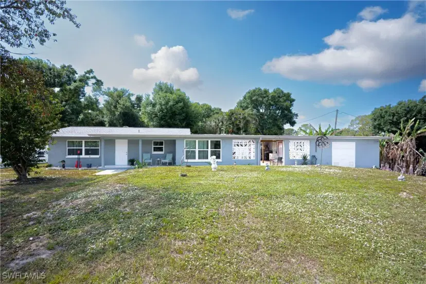 Picture of 257 Evergreen Rd, North Fort Myers FL 33903
