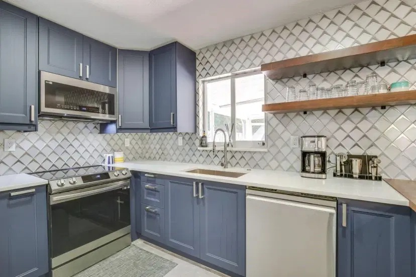 Picture of 3530 NE 13Th Ave, Oakland Park FL 33334