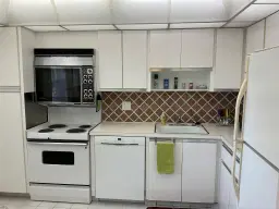 Picture of 3080 N Course Dr 209, Pompano Beach, FL 33069