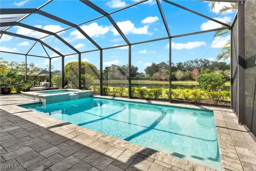 Picture of 13575 Starwood Ln, Fort Myers FL 33912