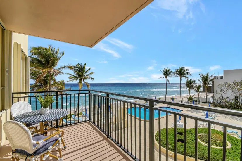Picture of 3475 S Ocean Boulevard 309, Palm Beach FL 33480
