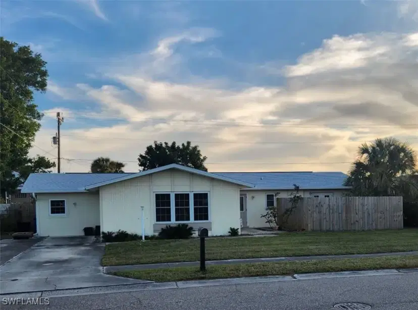 Picture of 1907 Longfellow Dr, North Fort Myers FL 33903