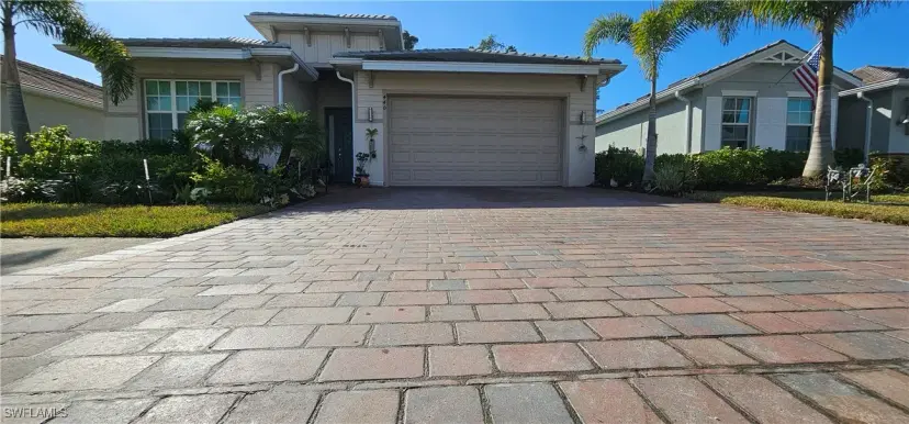 Picture of 440 Polihale Way, Naples FL 34114
