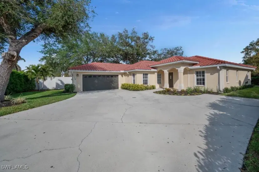 Picture of 5138 Kristin Ct, Naples FL 34105