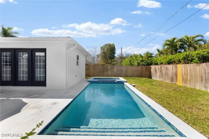 Picture of 1175 9Th Ave N, Naples FL 34102