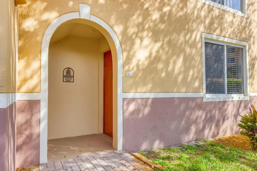 Picture of 400 Scotia Drive 106, Hypoluxo FL 33462