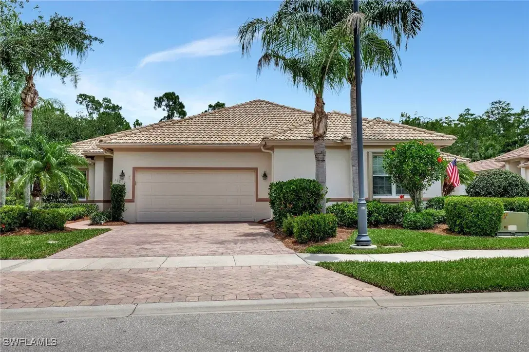 Picture of 11217 Suffield St, Fort Myers, FL 33913