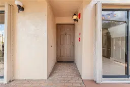 Picture of 15464 Admiralty Cir 6, North Fort Myers, FL 33917