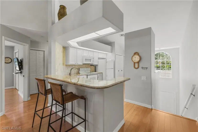 Picture of 28060 Cavendish Ct 2512, Bonita Springs FL 34135