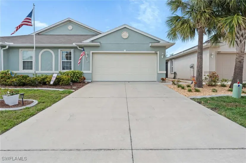 Picture of 7497 W Lenox Cir, Punta Gorda FL 33950