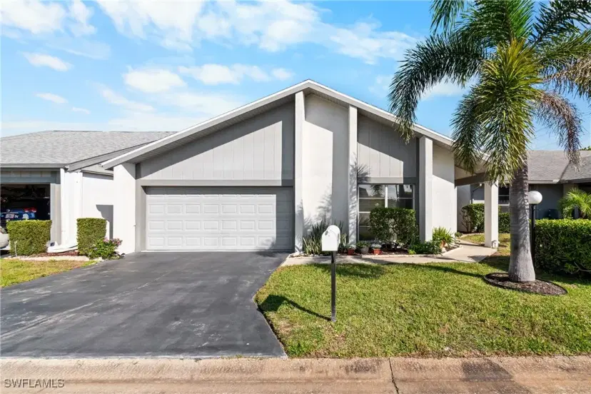 Picture of 9817 Maplecrest Cir, Lehigh Acres FL 33936