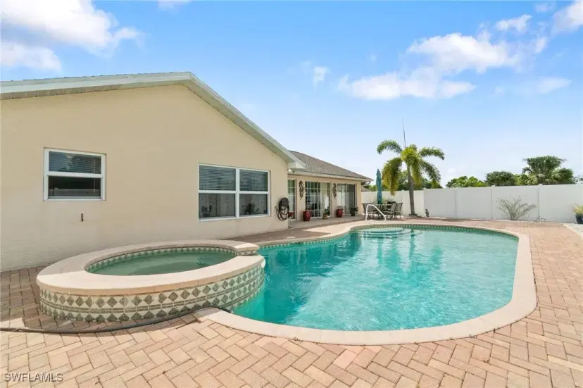 Picture of 4345 54Th Ave Ne, Naples FL 34120