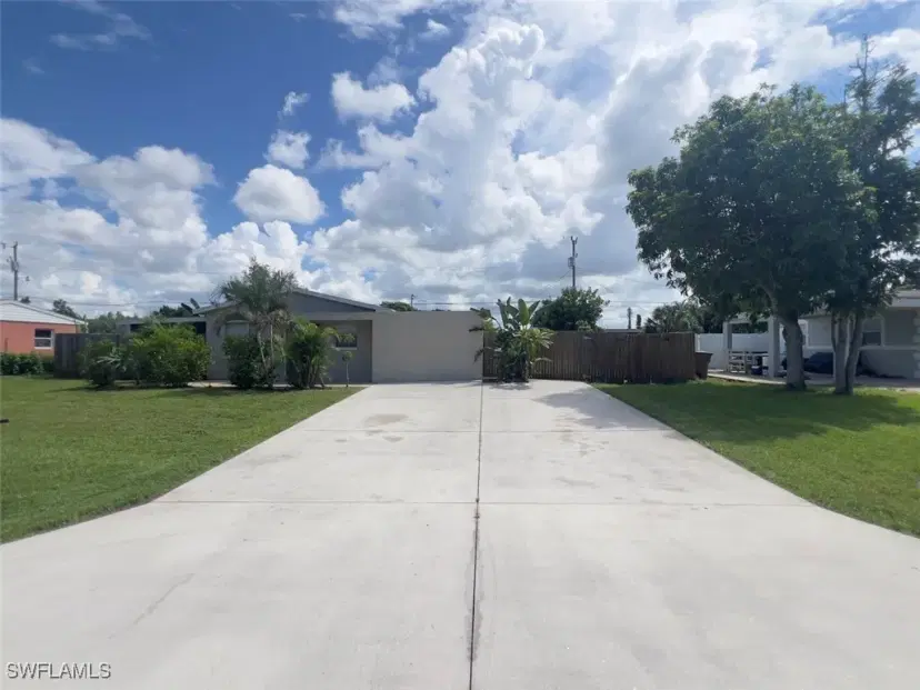 Picture of 14 Abaco St, Lehigh Acres FL 33936