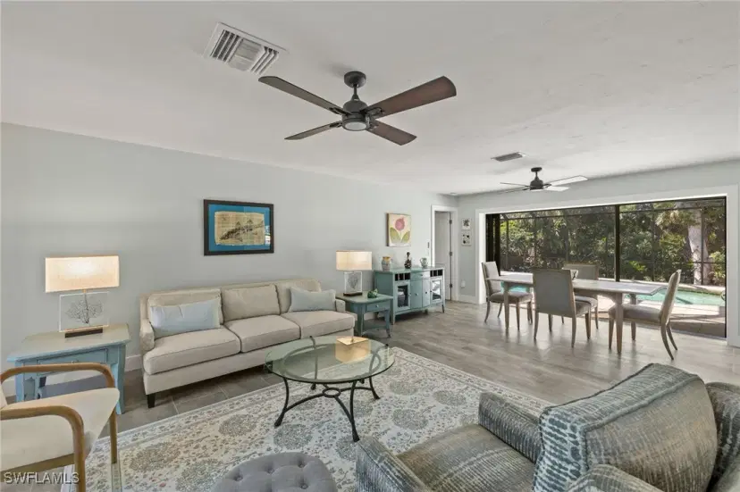 Picture of 588 Boulder Dr, Sanibel FL 33957