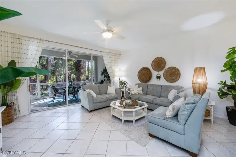 Picture of 1882 Tarpon Bay Dr S 104, Naples FL 34119