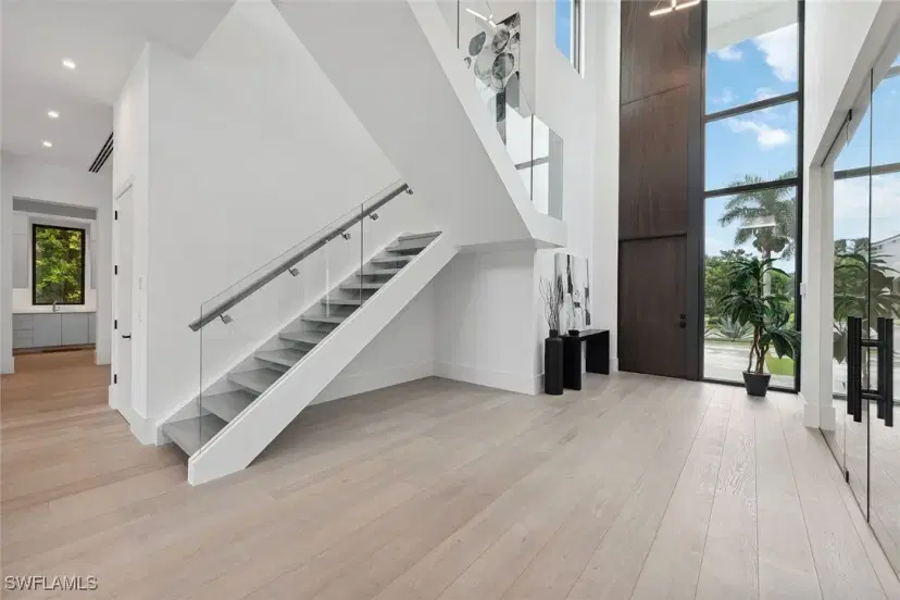 Picture of 641 Starboard Dr, Naples FL 34103