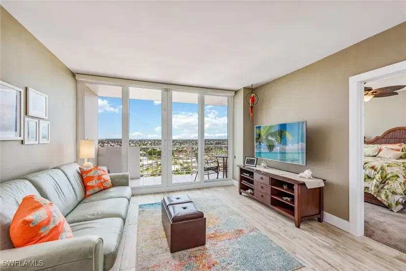 Picture of 140 Seaview Ct 1504, Marco Island FL 34145