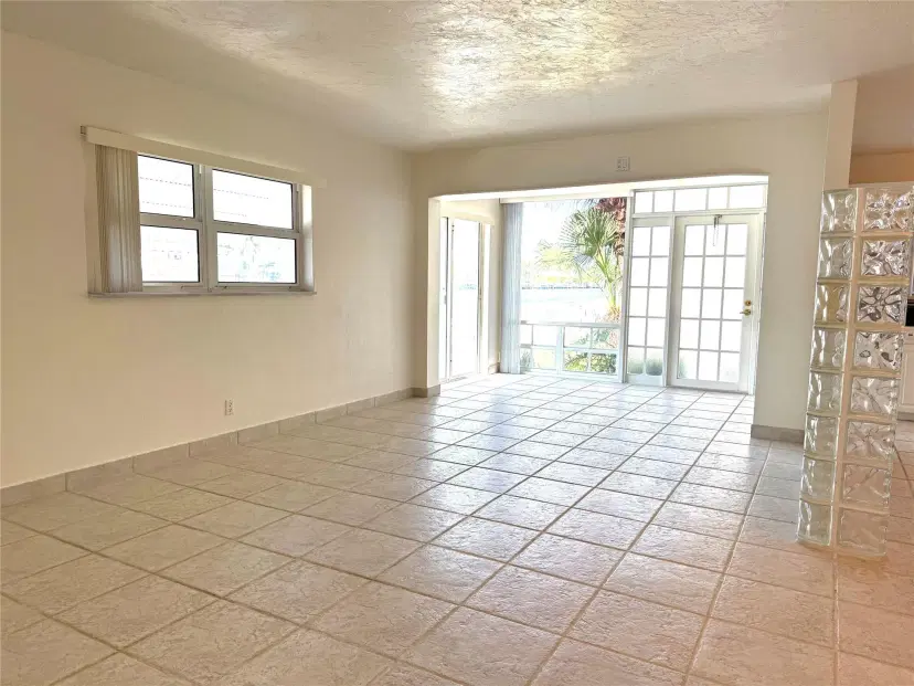 Picture of 2400 S Ocean Dr 118, Hollywood FL 33019