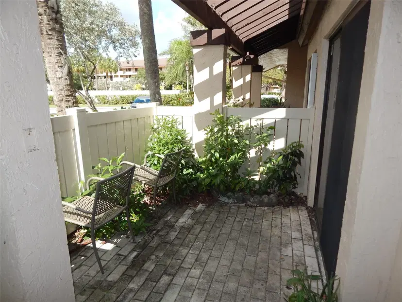 Picture of 2615 N Carambola Cir 1701, Coconut Creek FL 33066
