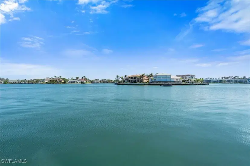 Picture of 3200 Gulf Shore Blvd N 116, Naples FL 34103