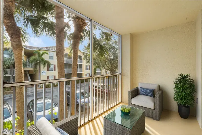 Picture of 4121 Residence Dr 315, Fort Myers FL 33901