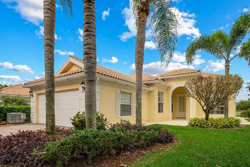 Picture of 821 Niemen Drive, Palm Beach Gardens FL 33410
