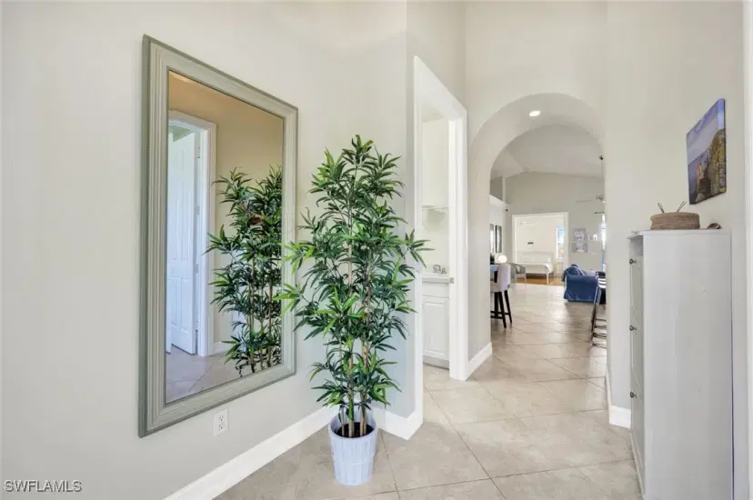 Picture of 684 98Th Ave N, Naples FL 34108