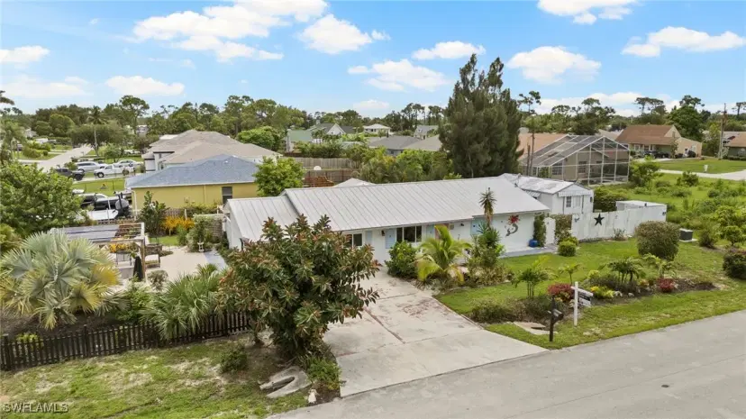 Picture of 18300 Miller Rd, Fort Myers FL 33967