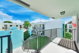Picture of 517 Dotterel Road 32C, Delray Beach, FL 33444