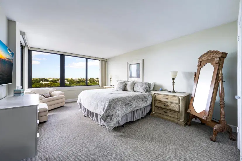 Picture of 3589 S Ocean Boulevard 507, South Palm Beach FL 33480