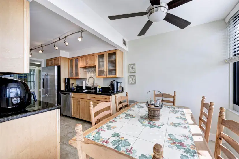 Picture of 3589 S Ocean Boulevard 507, South Palm Beach FL 33480