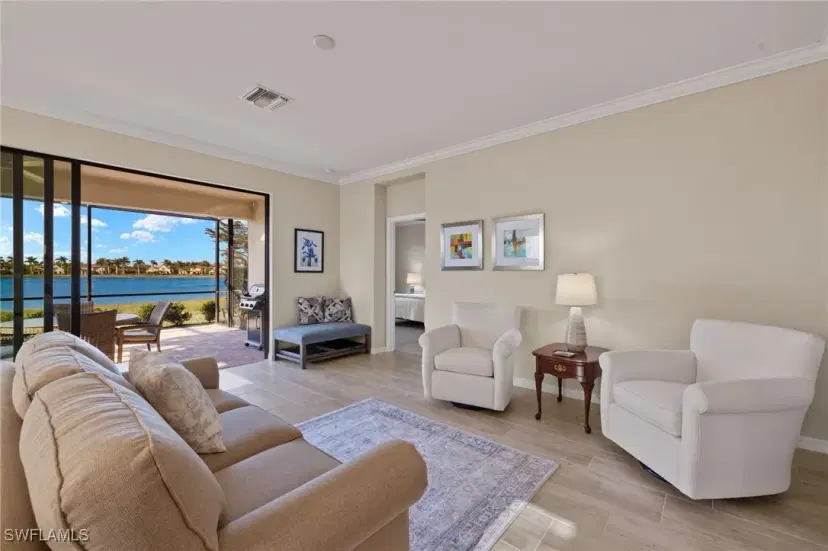 Picture of 1606 Santiago Cir, Naples FL 34113
