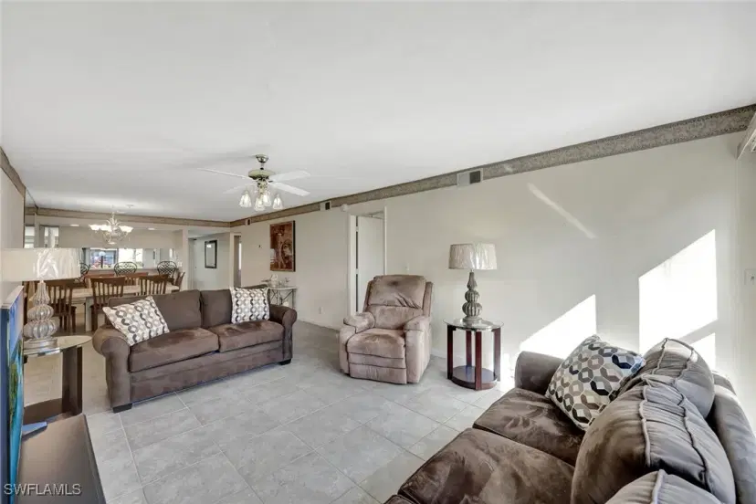Picture of 4150 Looking Glass Ln 5, Naples FL 34112