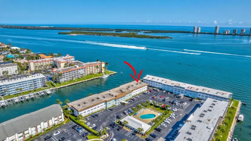 Picture of 111 Shore Court 314, North Palm Beach FL 33408