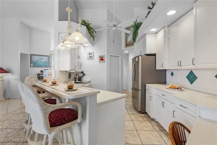 Picture of 2042 Four Mile Cove Pkwy, Cape Coral FL 33990