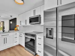 Picture of 21 Royal Palm Way 303, Boca Raton, FL 33432