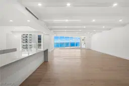 Picture of 11125 Gulf Shore Dr Ph-1, Naples, FL 34108
