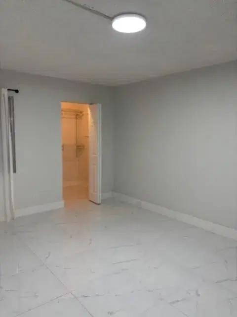 Picture of 101 SW 132Nd Way 102-J, Hollywood FL 33027