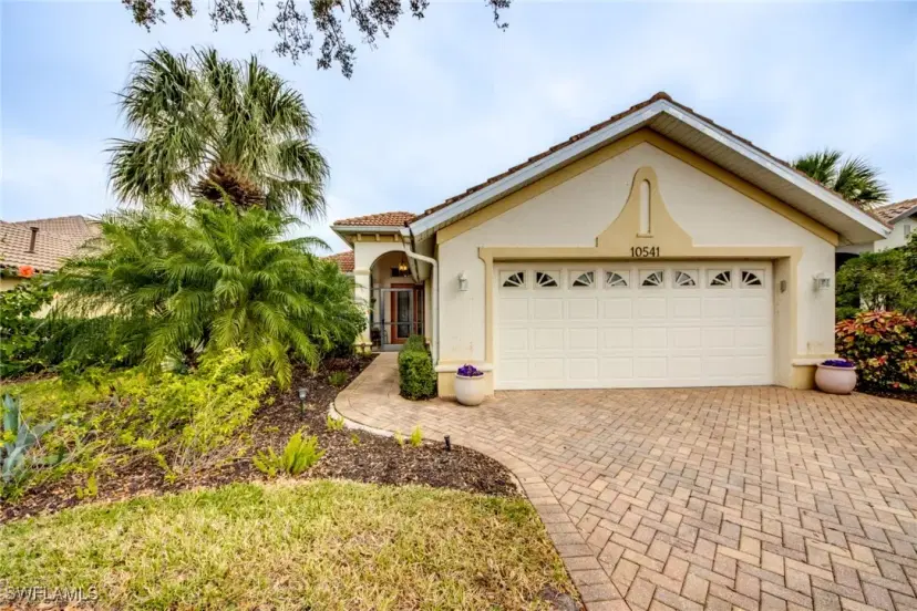 Picture of 10541 Bella Vista Dr, Fort Myers FL 33913
