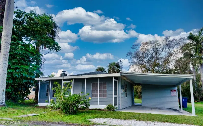 Picture of 1137 4Th Way, North Fort Myers FL 33903