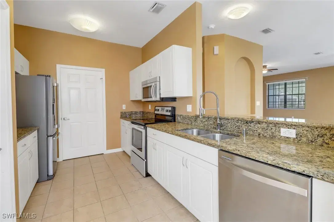 Picture of 14764 Pinnacle Pl 65, Naples, FL 34119