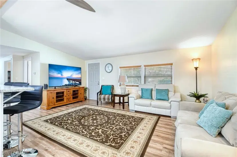 Picture of 50 Henderson Dr, Naples FL 34114