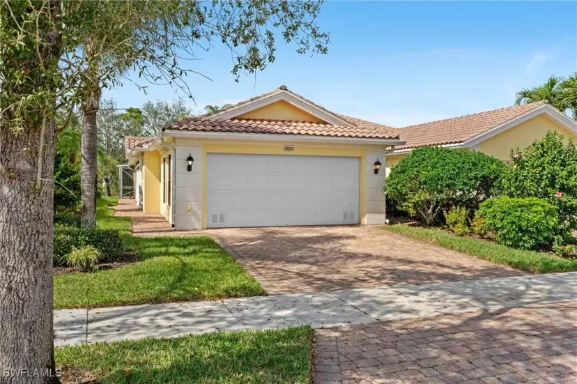 Picture of 28862 Vermillion Ln, Bonita Springs FL 34135