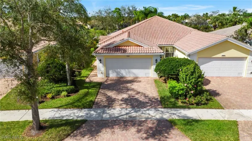 Picture of 28862 Vermillion Ln, Bonita Springs FL 34135