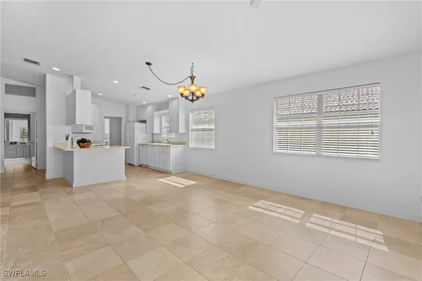 Picture of 28862 Vermillion Ln, Bonita Springs FL 34135