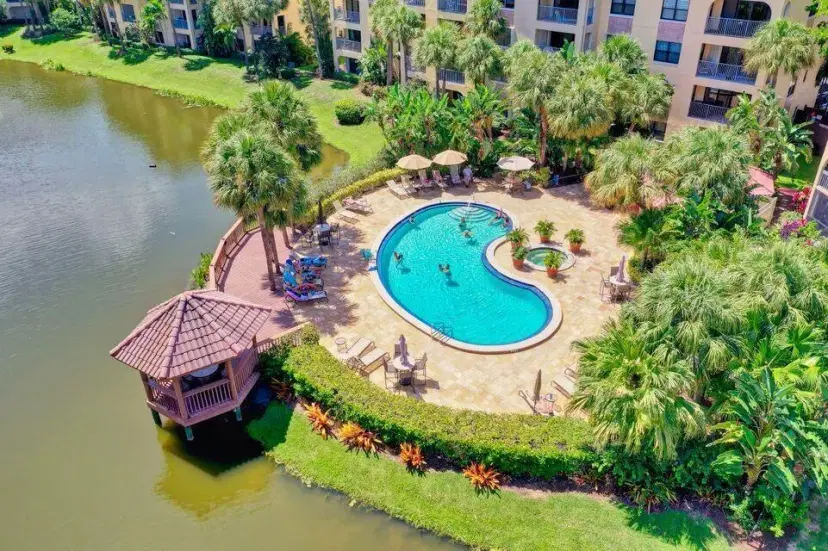 Picture of 700 Uno Lago Drive 402, Juno Beach FL 33408