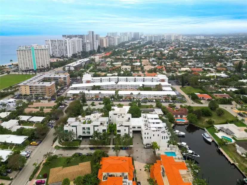 Picture of 246 Garden Ct 246, Lauderdale By The Sea FL 33308