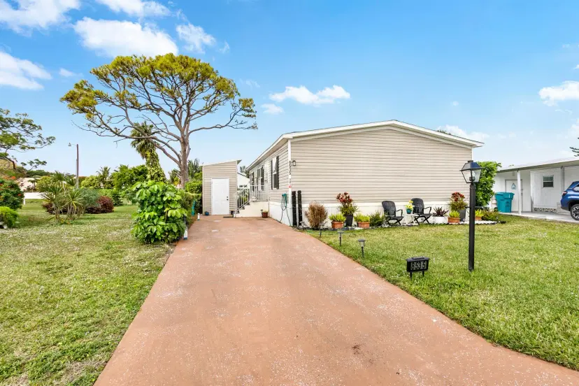 Picture of 8535 Duke Court W Lot 301, Boynton Beach, FL 33436