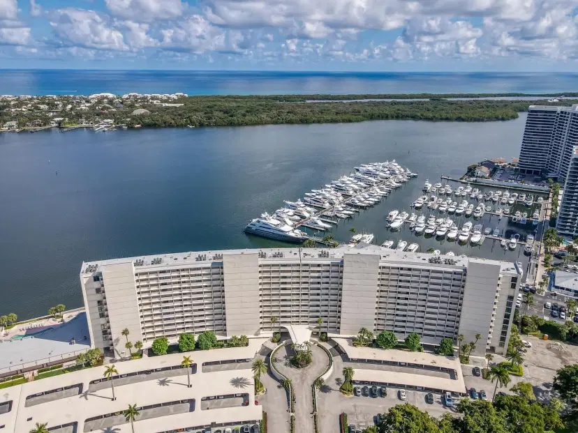 Picture of 122 Lakeshore Drive Ph34, North Palm Beach FL 33408